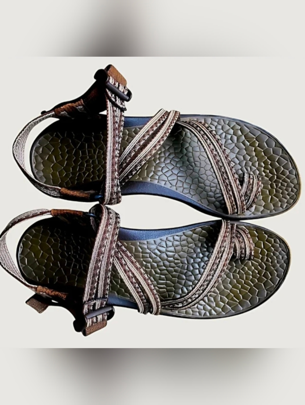 EUC Chacos Eco Tread Adventure Sandals. Brown patterned straps. Women's size 8.